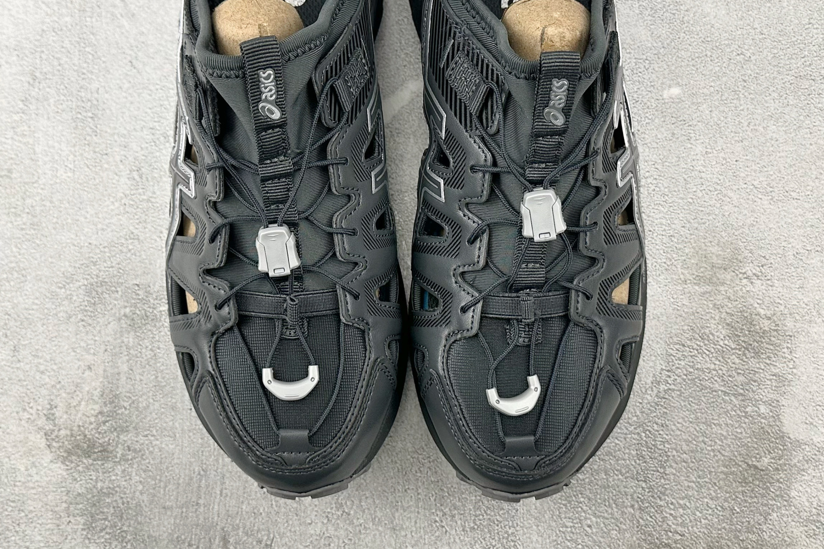 170 品质升级 Asics Gel-Sonoma SE 石墨灰 1203A670-021