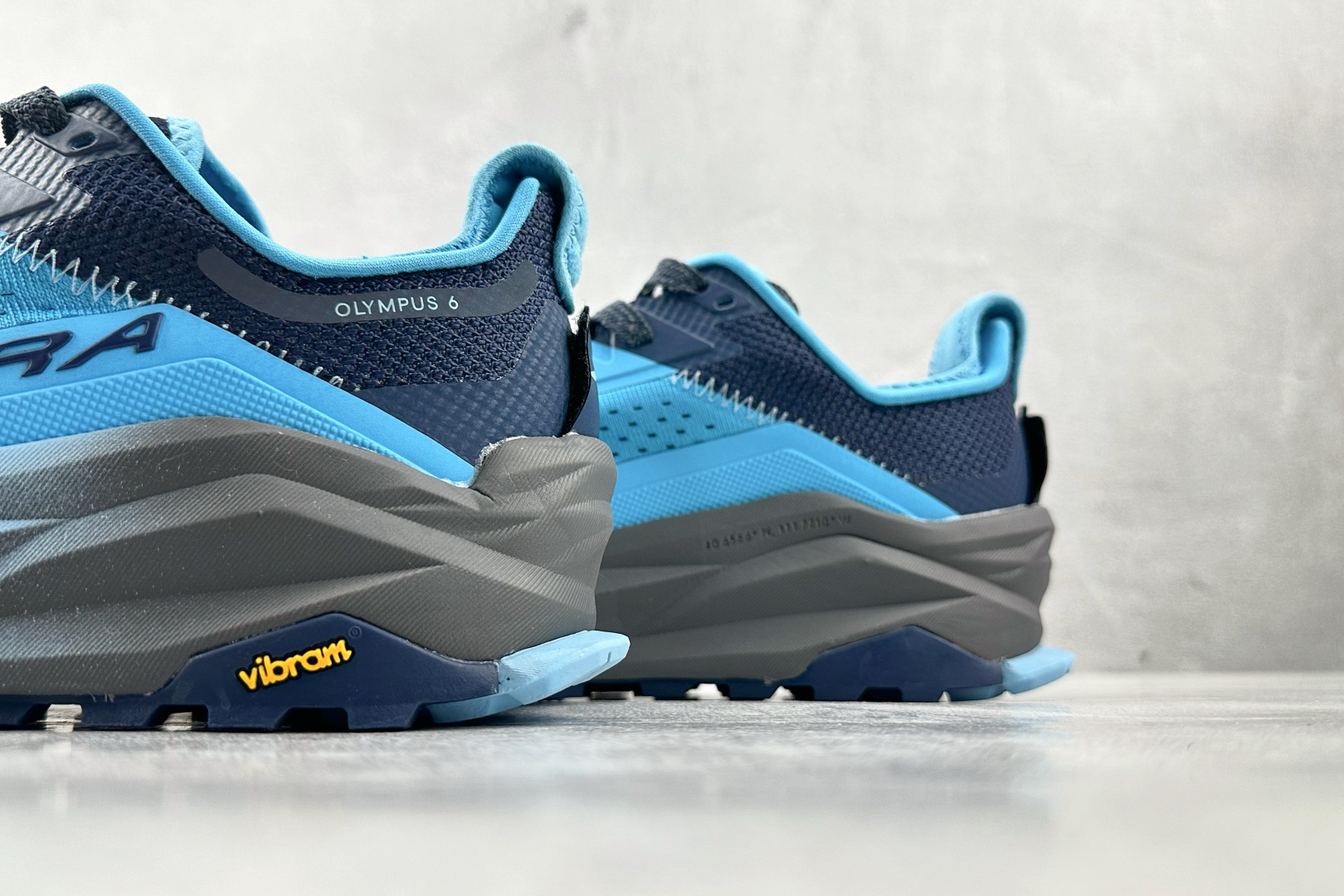 220 Altra OLYMPUS 6 蓝色 AL0A85NJ440