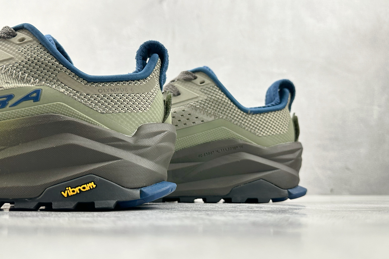 220 Altra OLYMPUS 6 米绿色 ALOA85NJ923-100-Chinese UA Cheap High Quatity Brand Clothes Bags handbags Sneakers wholesale wholesaler seller from China Factory suppliers Fashion Clothing Shoes best Quality Beautiful Price 220 Altra OLYMPUS 6 米绿色 ALOA85NJ923-100