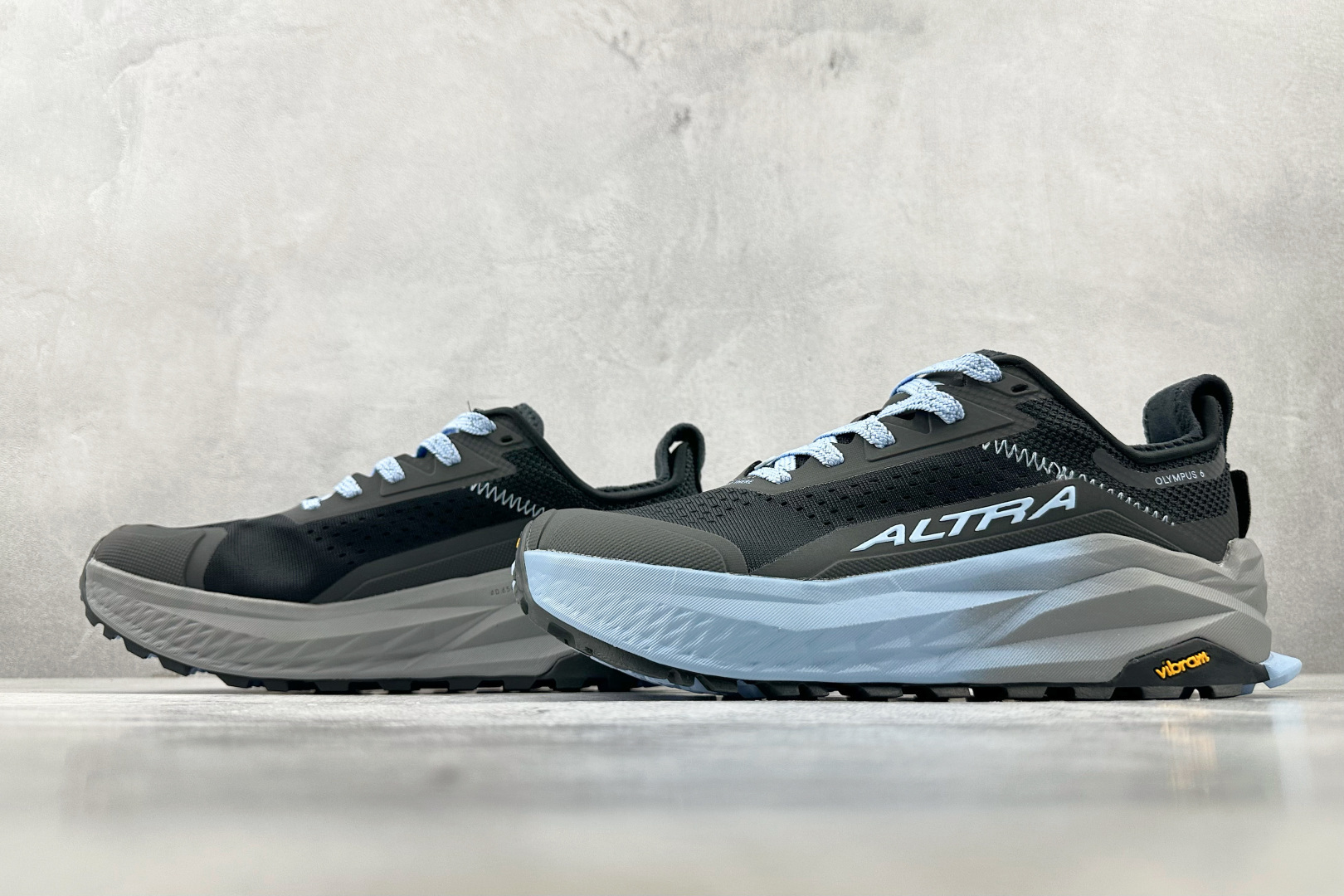 220 Altra OLYMPUS 6 黑色 AL0A85NK000-Chinese UA Cheap High Quatity Brand Clothes Bags handbags Sneakers wholesale wholesaler seller from China Factory suppliers Fashion Clothing Shoes best Quality Beautiful Price 220 Altra OLYMPUS 6 黑色 AL0A85NK000