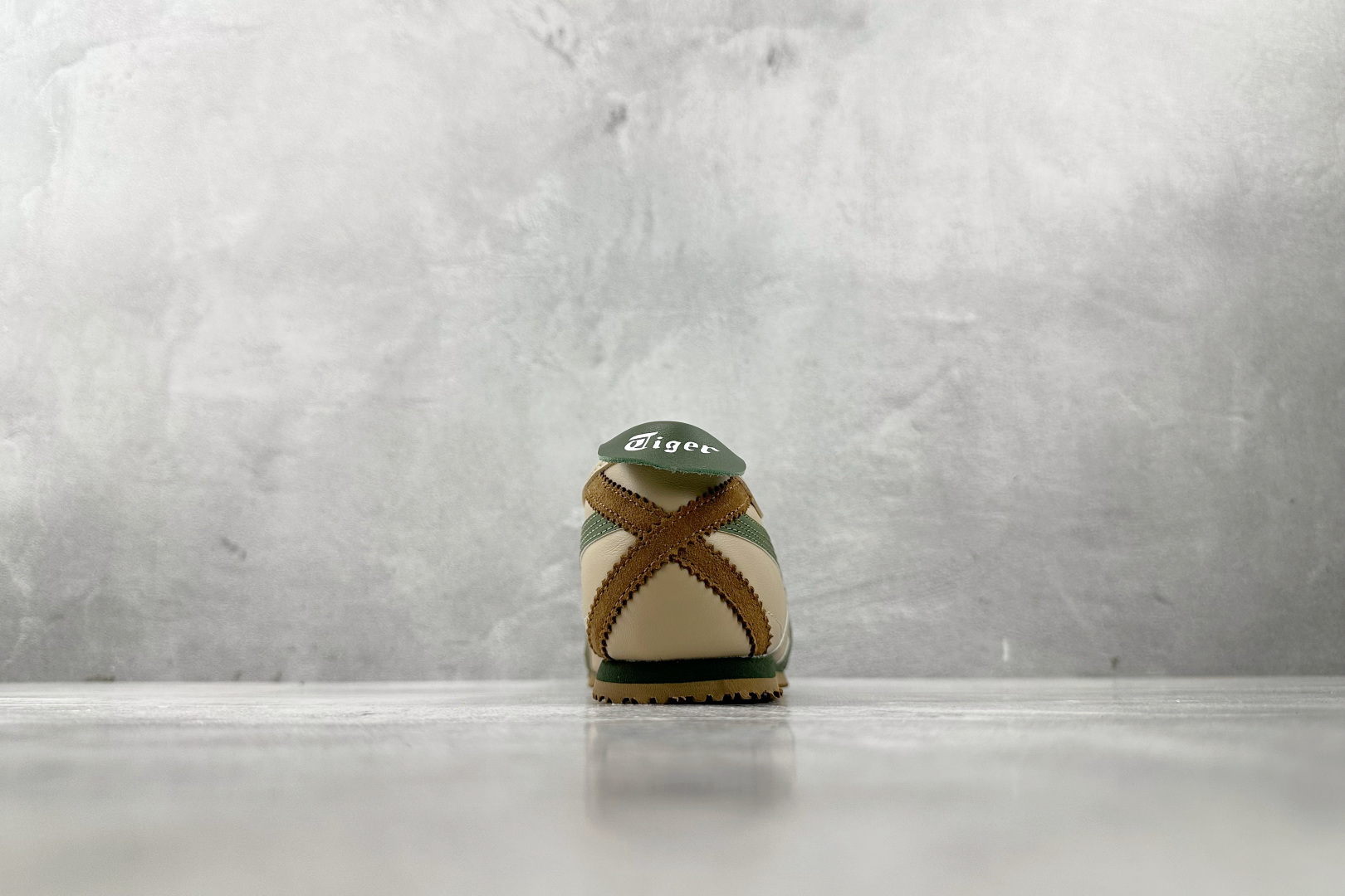 Onitsuka Tiger鬼塚虎 MEXICO 66 棕绿 1183C102-250