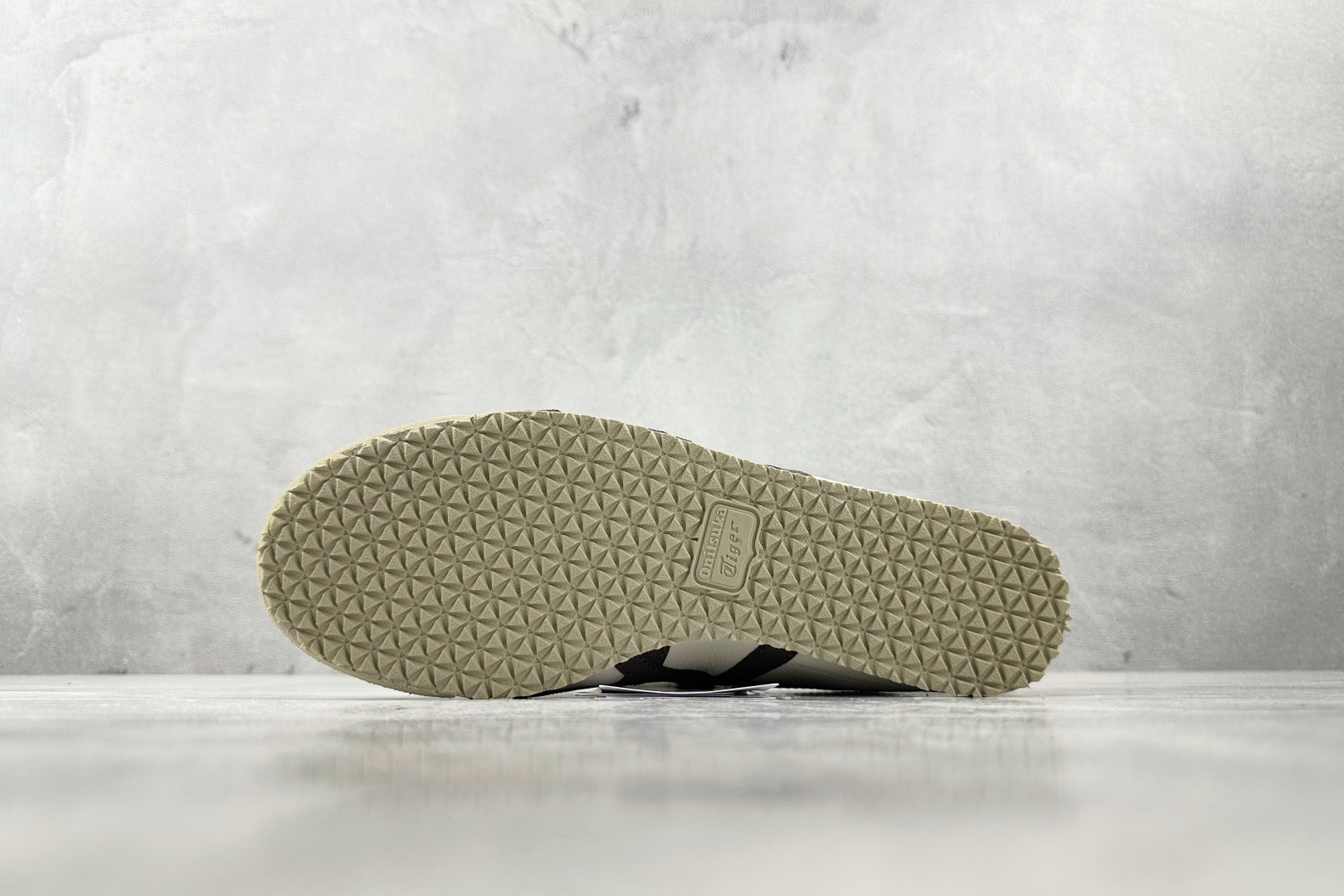 Onitsuka Tiger鬼塚虎 MEXICO 66 白棕 1183A201-117