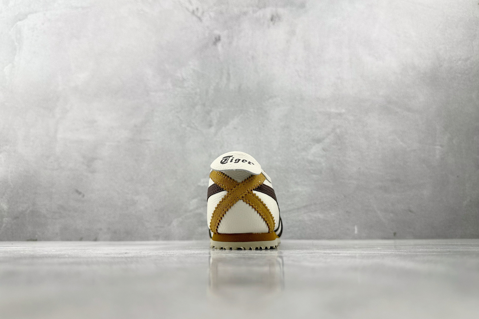 Onitsuka Tiger鬼塚虎 MEXICO 66 白棕 1183A201-117