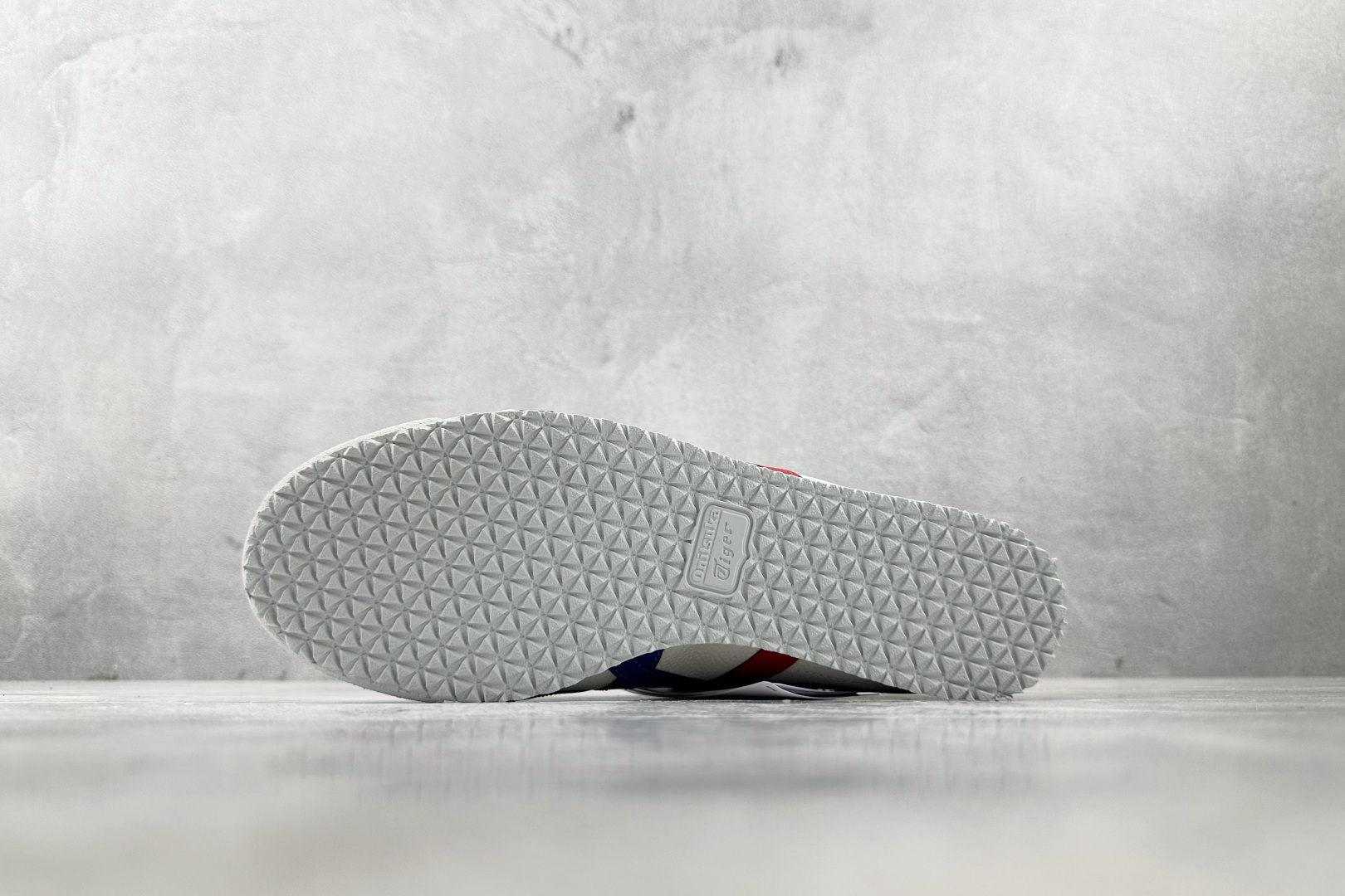 200 Onitsuka Tiger鬼塚虎 MEXICO 66 白色 1183B511-100