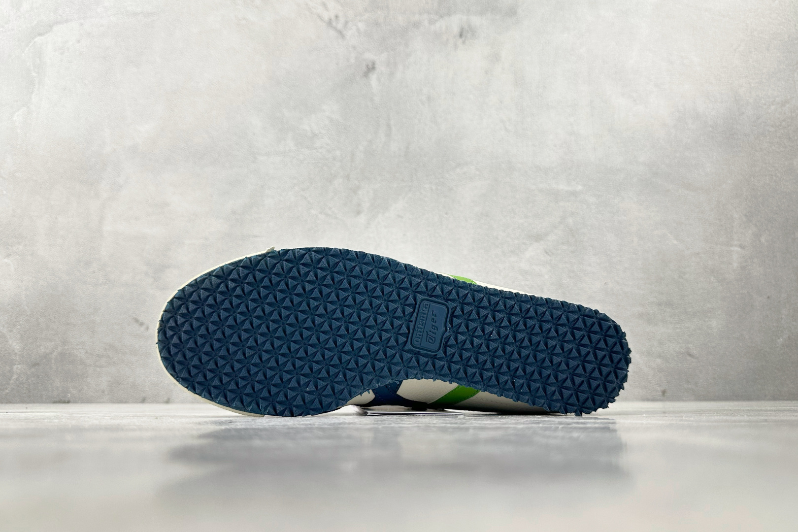 200 Onitsuka Tiger鬼塚虎 MEXICO 66 白蓝绿 1183A201-115