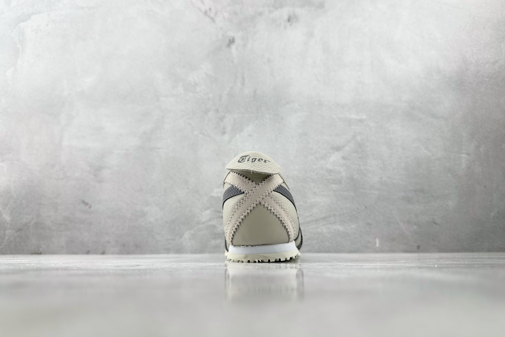 Onitsuka Tiger鬼塚虎 MEXICO 66 燕麦色 1183A201-250