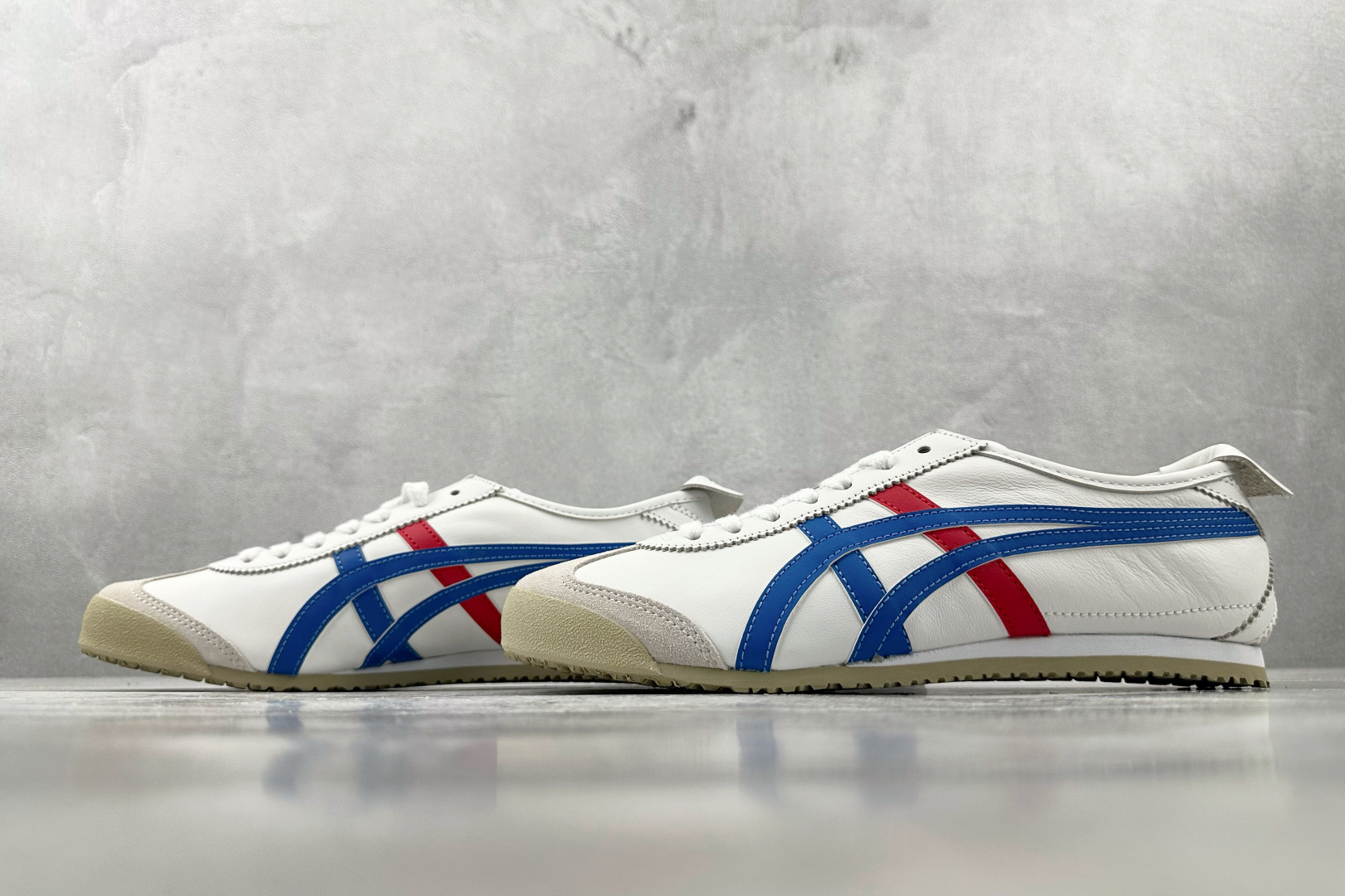 Onitsuka Tiger鬼塚虎 MEXICO 66 白蓝红 1183C102-100