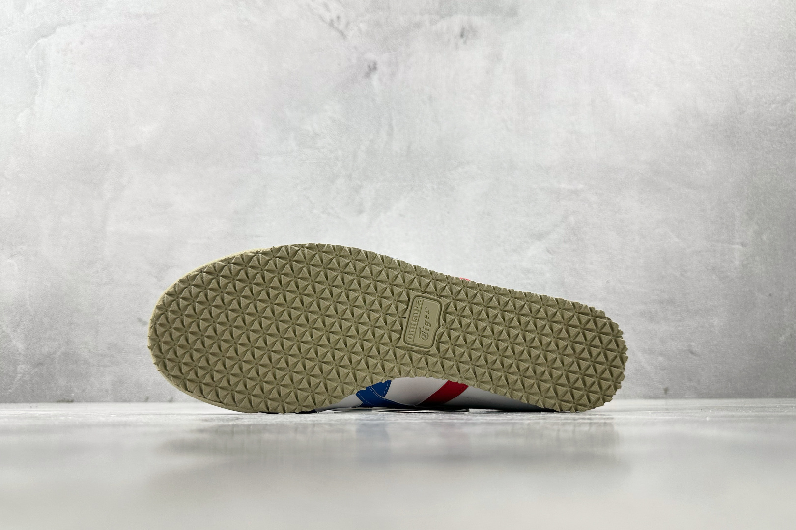 Onitsuka Tiger鬼塚虎 MEXICO 66 白蓝红 1183C102-100