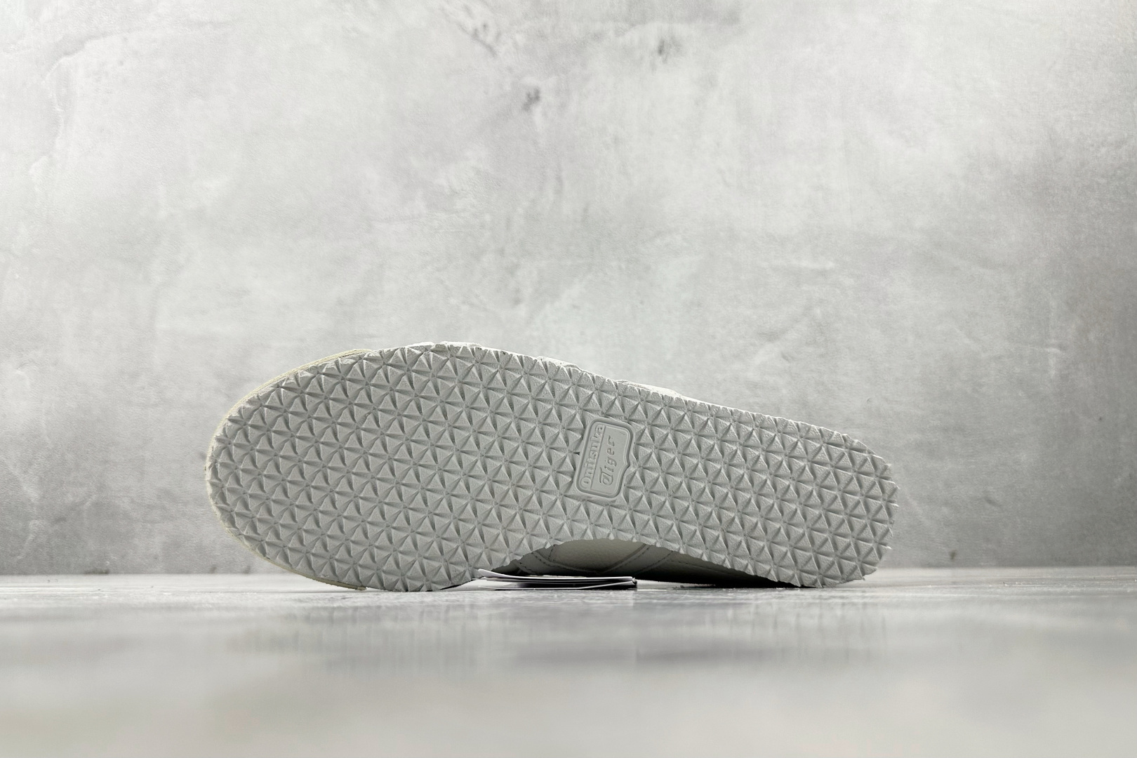 Onitsuka Tiger鬼塚虎 MEXICO 66 米灰 1183A942-101