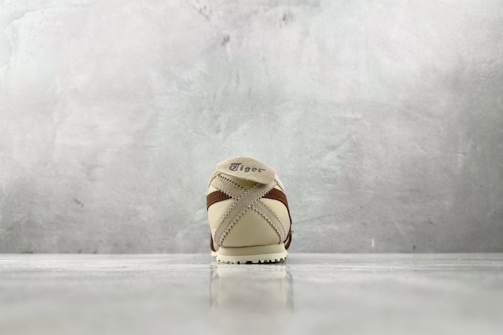 Onitsuka Tiger鬼塚虎 MEXICO 66 米棕 1183B391-251