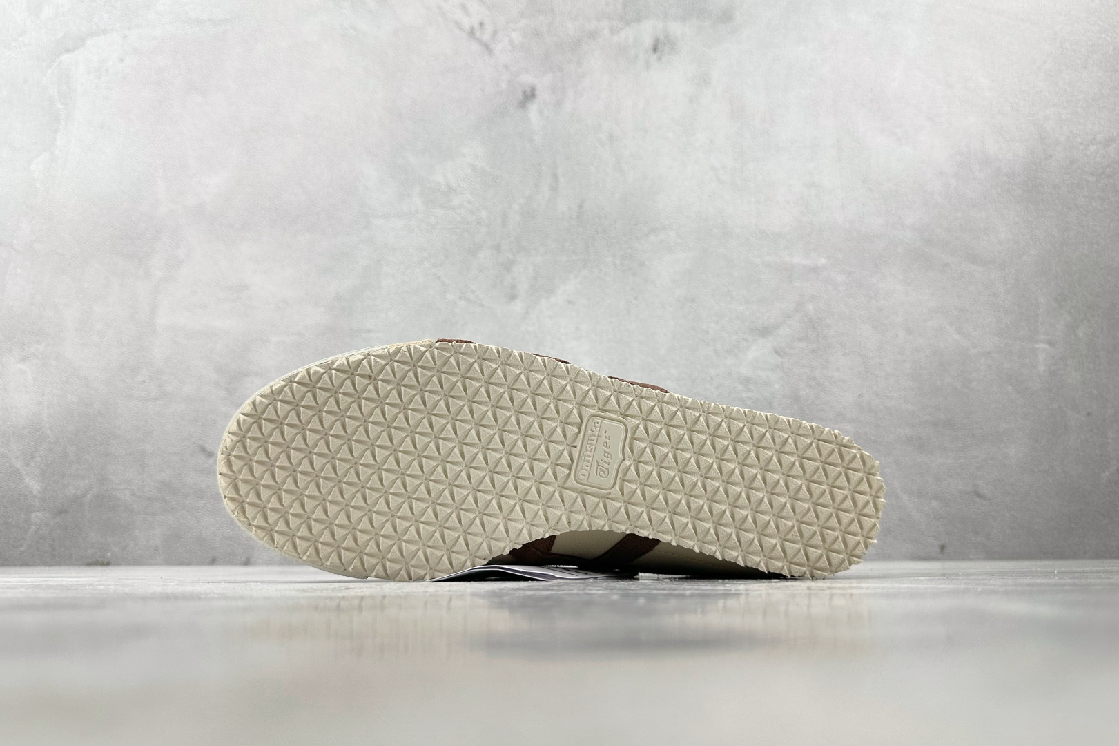 Onitsuka Tiger鬼塚虎 MEXICO 66 米棕 1183B391-251