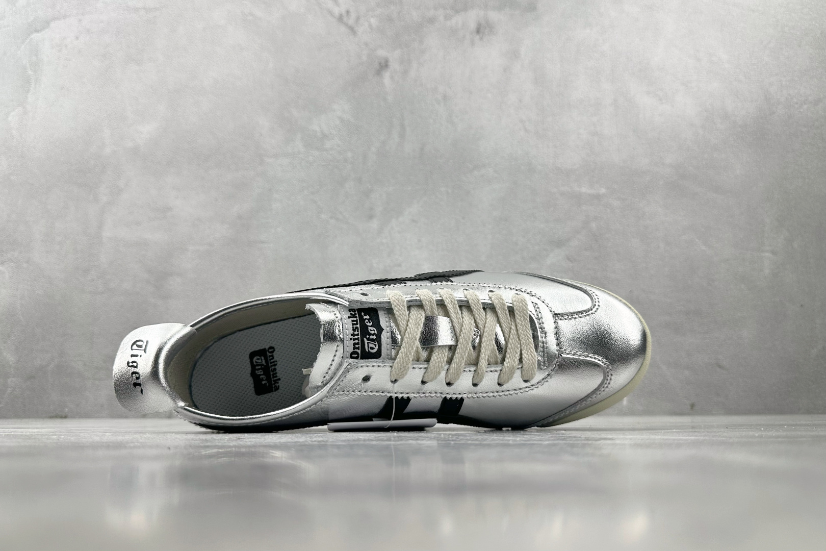 Onitsuka Tiger鬼塚虎 MEXICO 66 银黑色 1183B566-020