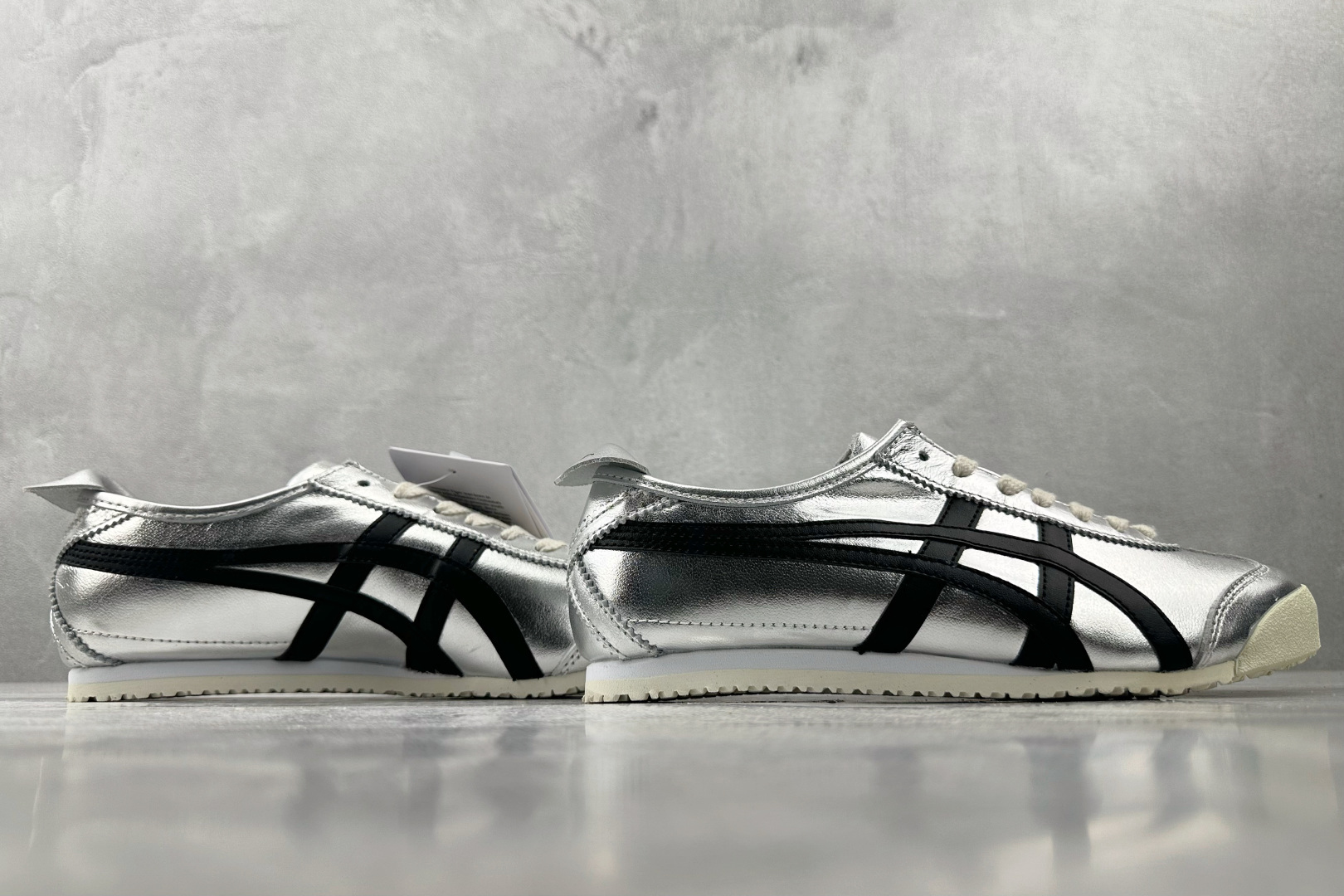 Onitsuka Tiger鬼塚虎 MEXICO 66 银黑色 1183B566-020