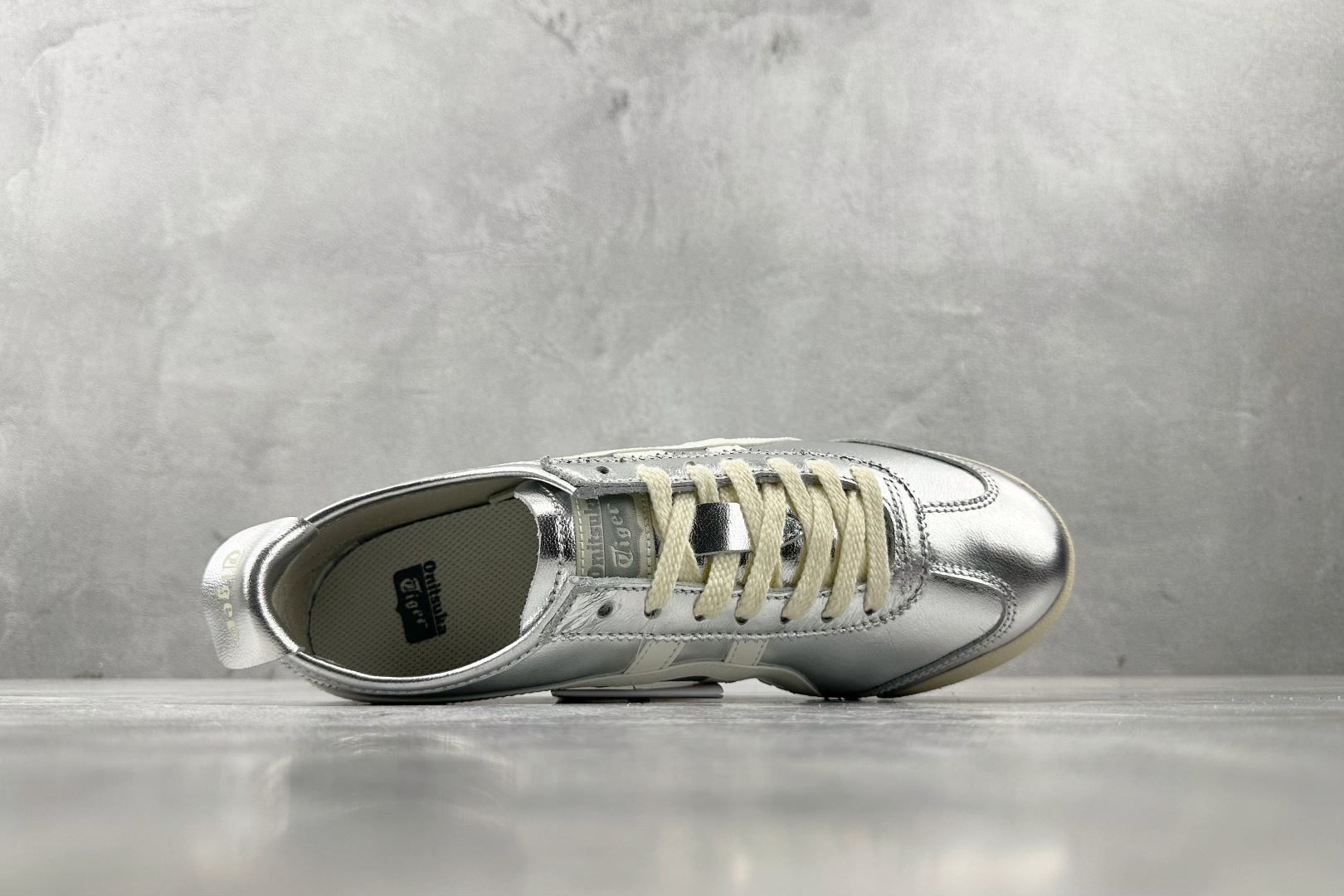Onitsuka Tiger鬼塚虎 MEXICO 66 银色 1183B566-021