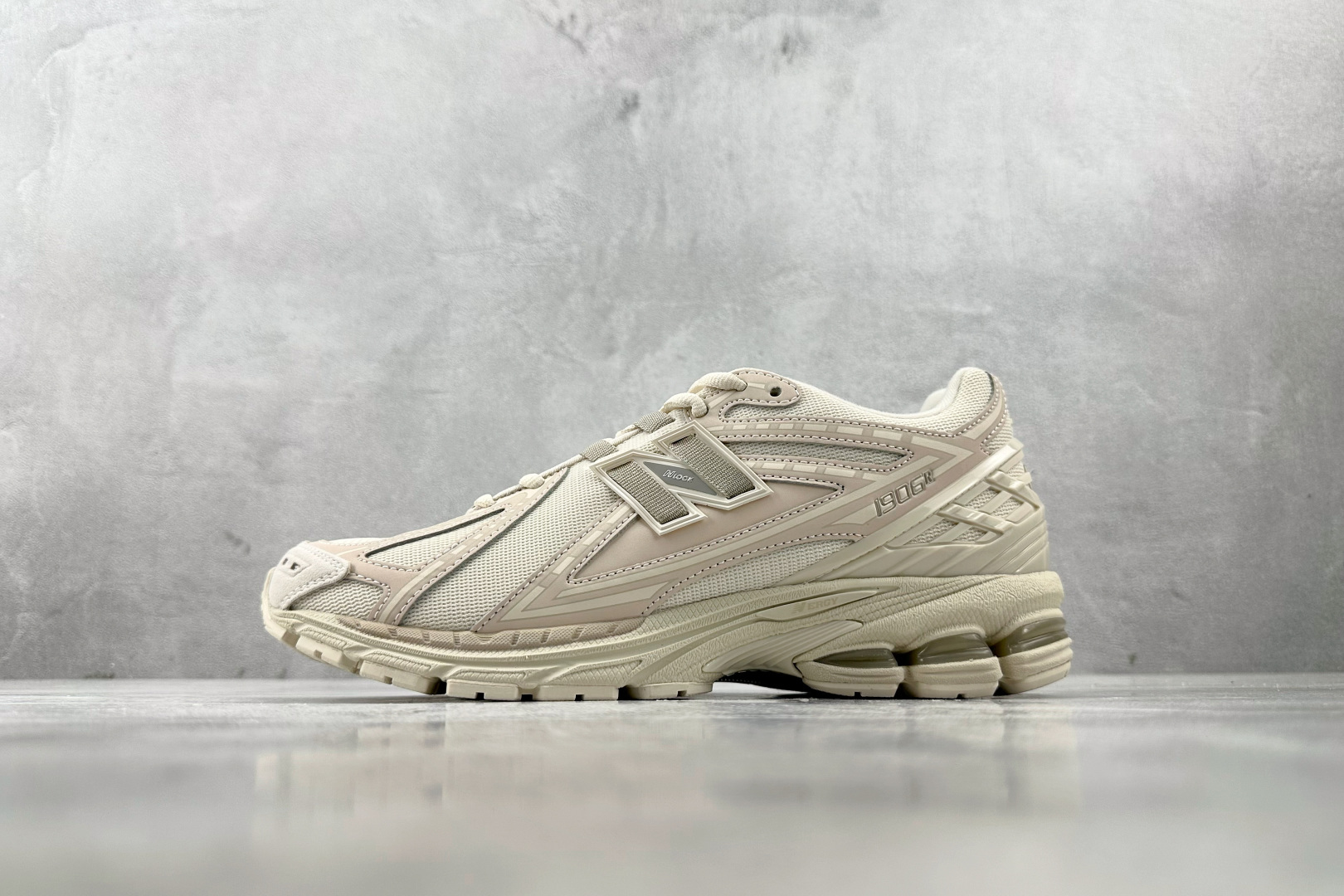 大厂出品 New Balance NB 1906R 浅米色 U1906RLI 大厂出品 New Balance NB 1906R 浅米色 U1906RLI