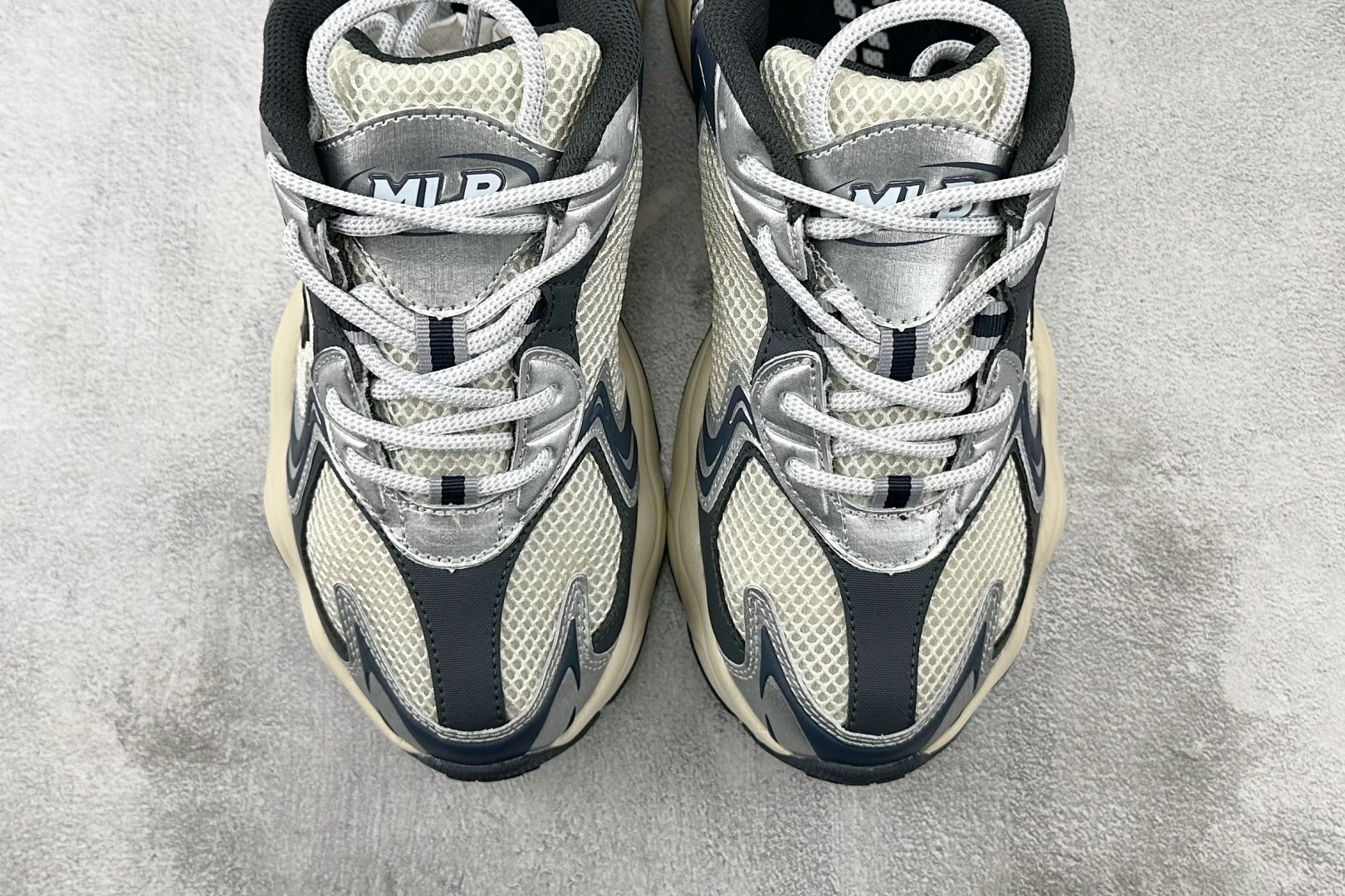 200 MLB 纽约洋基队 炭灰色 3ASHW075N-50C-Chinese UA Cheap High Quatity Brand Clothes Bags handbags Sneakers wholesale wholesaler seller from China Factory suppliers Fashion Clothing Shoes best Quality Beautiful Price 200 MLB 纽约洋基队 炭灰色 3ASHW075N-50C