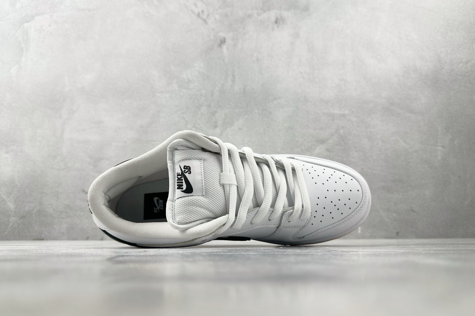 330 Nike Dunk SB pro iso ”white gum”白黑 CD2563-101-Chinese UA Cheap High Quatity Brand Clothes Bags handbags Sneakers wholesale wholesaler seller from China Factory suppliers Fashion Clothing Shoes best Quality Beautiful Price 330 Nike Dunk SB pro iso ”white gum”白黑 CD2563-101