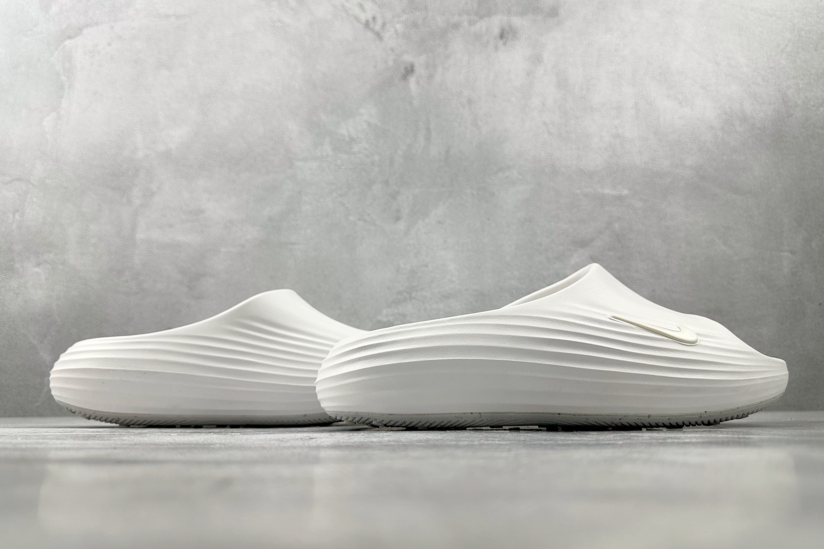 110 大厂出品 Nike ReactX Rejuven8 白色 HV4484-100-Chinese UA Cheap High Quatity Brand Clothes Bags handbags Sneakers wholesale wholesaler seller from China Factory suppliers Fashion Clothing Shoes best Quality Beautiful Price 110 大厂出品 Nike ReactX Rejuven8 白色 HV4484-100