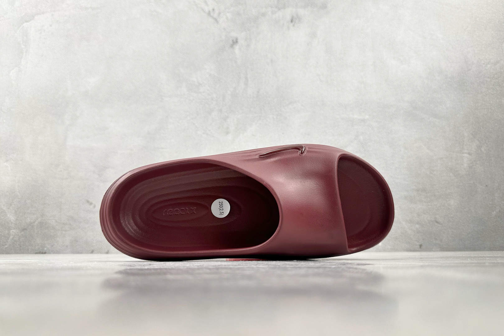 110 大厂出品 Nike ReactX Rejuven8 Slide 红色 HV4479-600-Chinese UA Cheap High Quatity Brand Clothes Bags handbags Sneakers wholesale wholesaler seller from China Factory suppliers Fashion Clothing Shoes best Quality Beautiful Price 110 大厂出品 Nike ReactX Rejuven8 Slide 红色 HV4479-600