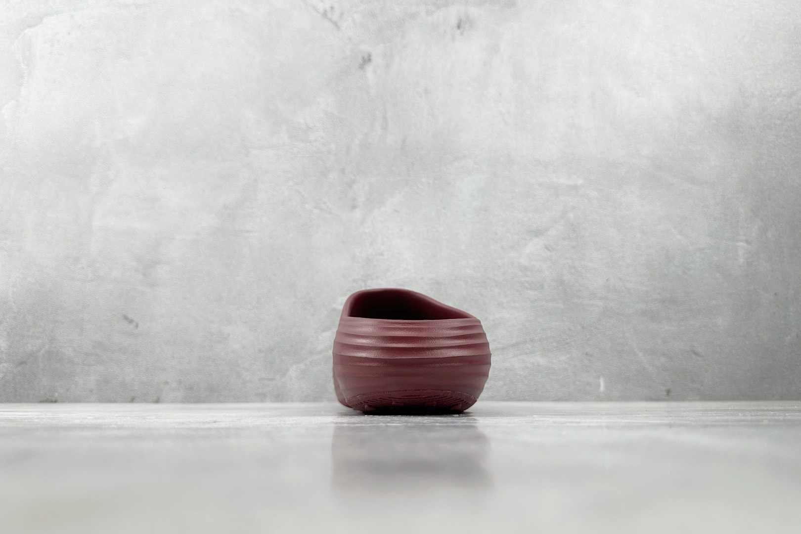 110 大厂出品 Nike ReactX Rejuven8 Slide 红色 HV4479-600-Chinese UA Cheap High Quatity Brand Clothes Bags handbags Sneakers wholesale wholesaler seller from China Factory suppliers Fashion Clothing Shoes best Quality Beautiful Price 110 大厂出品 Nike ReactX Rejuven8 Slide 红色 HV4479-600