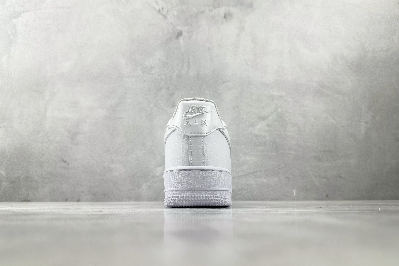 Nike Air Force 1 LOW 白色 HF2893-100