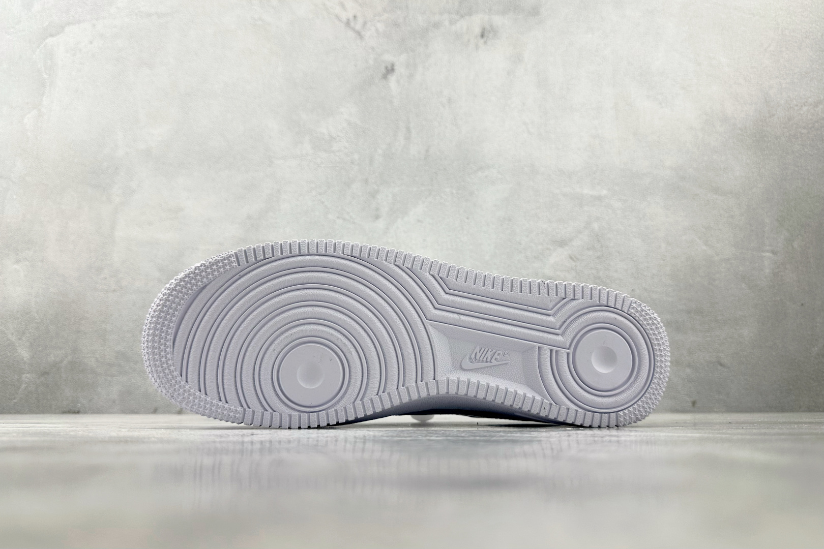 Nike Air Force 1 LOW 白色 HF2893-100