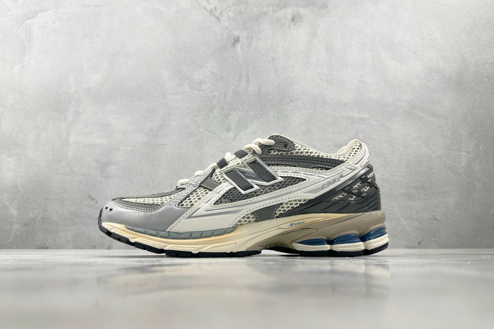 大厂出品 New Balance U1906 灰色 U1906NA