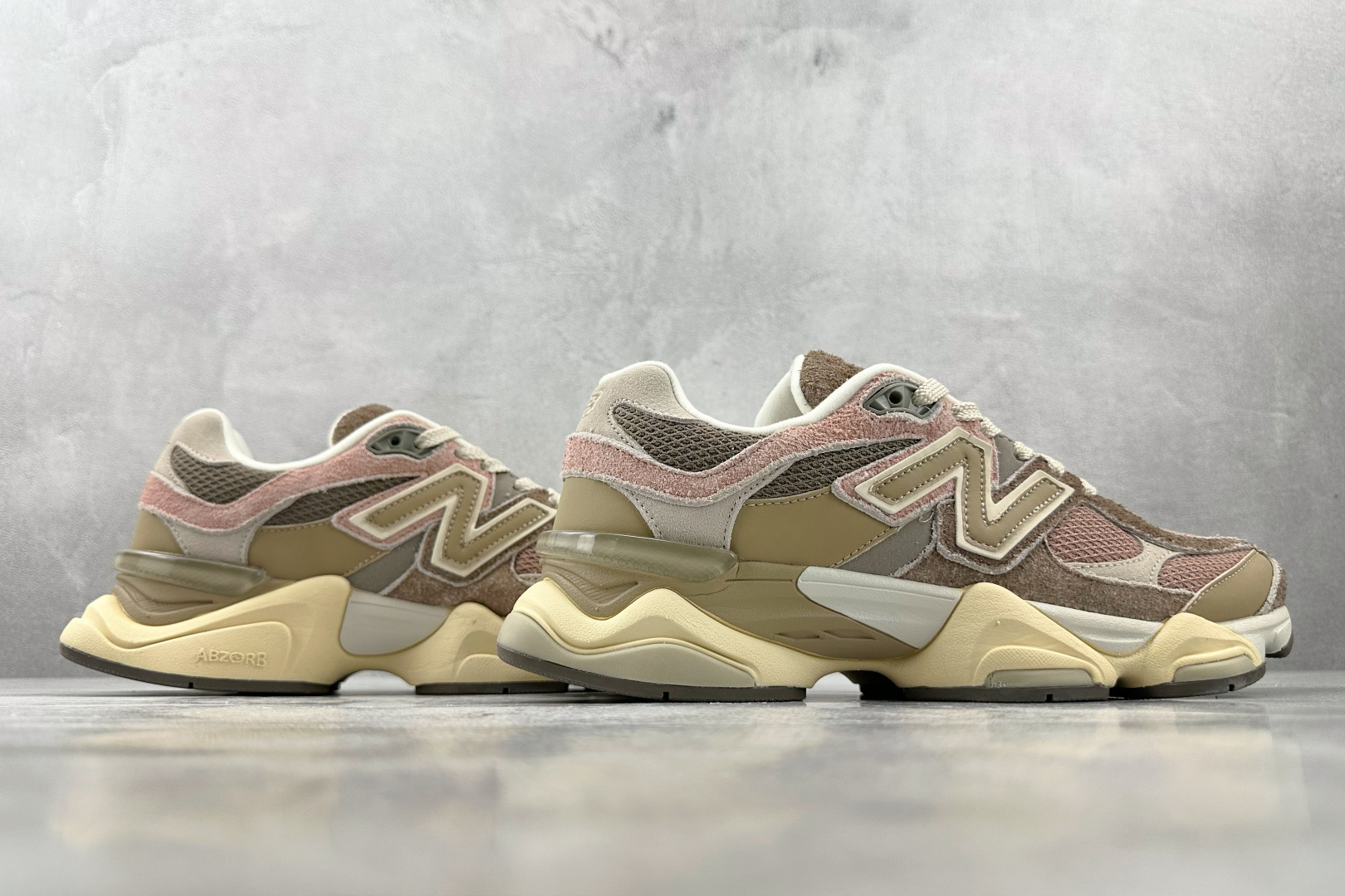 240 大厂出品 New Balance NB 9060 浅褐色 U9060NTB-Chinese UA Cheap High Quatity Brand Clothes Bags handbags Sneakers wholesale wholesaler seller from China Factory suppliers Fashion Clothing Shoes best Quality Beautiful Price 240 大厂出品 New Balance NB 9060 浅褐色 U9060NTB