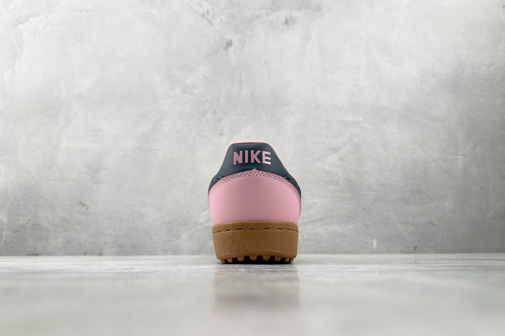 Nike Field General '82 粉色 FZ5593-600 Nike Field General '82 粉色 FZ5593-600