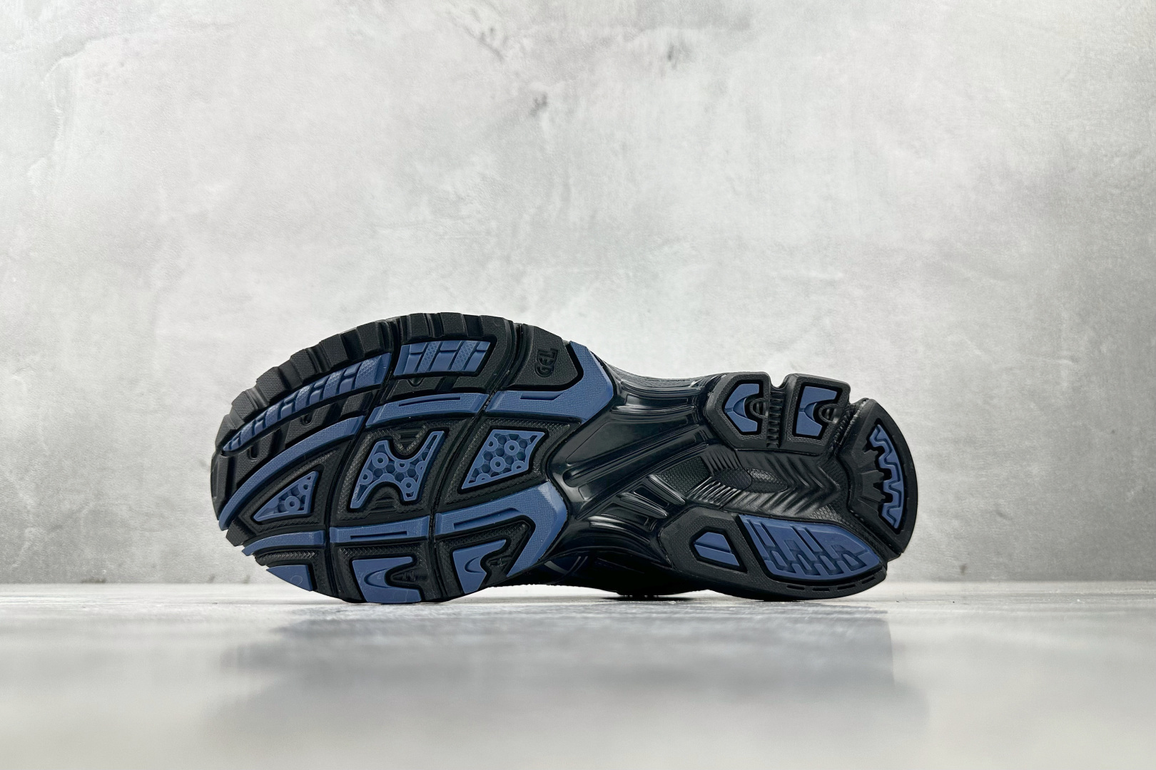 外贸专供 平台高端首选Asics GEL-Nimbus 10.1 蓝黑色 1203A543-002 外贸专供 平台高端首选Asics GEL-Nimbus 10.1 蓝黑色 1203A543-002