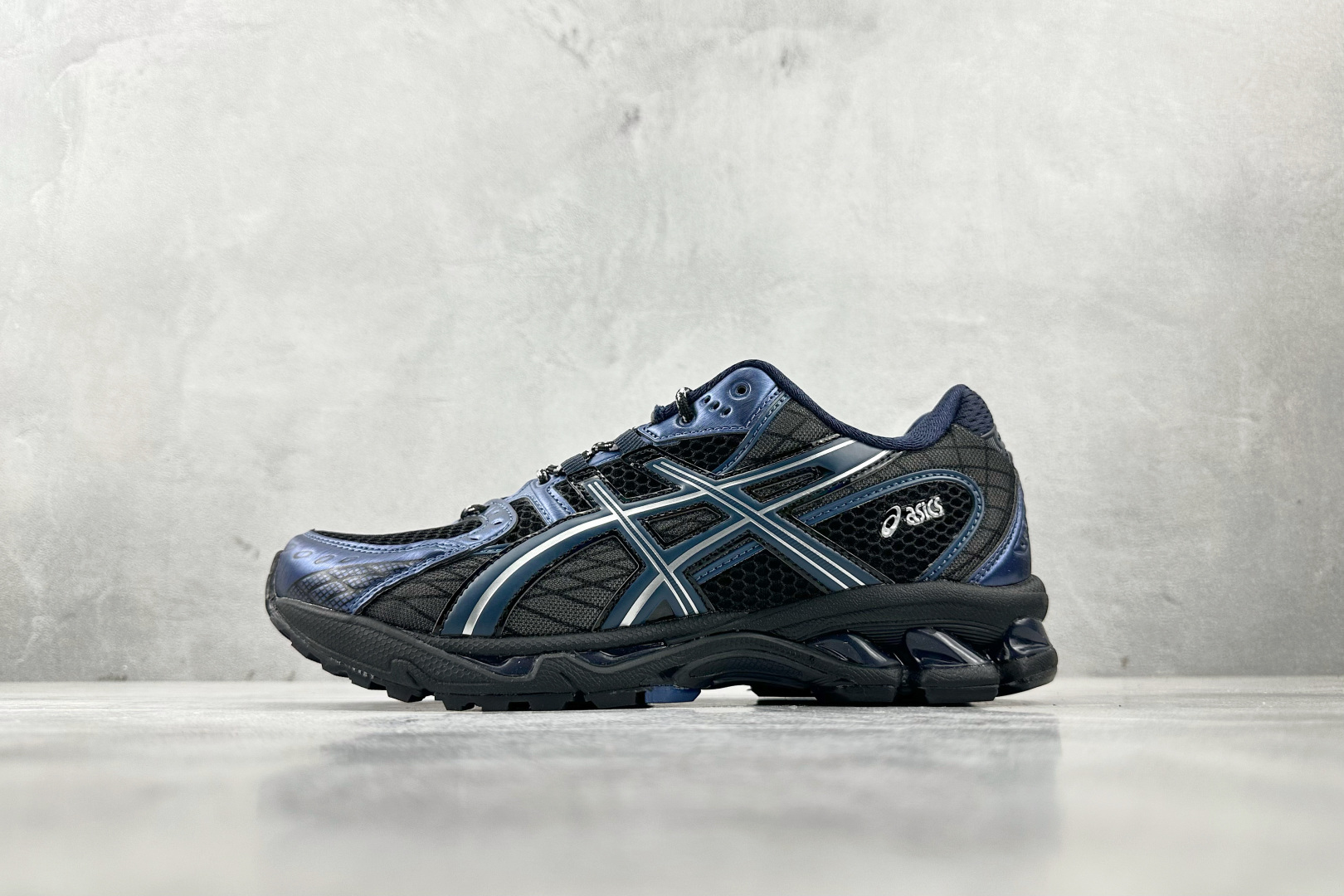 外贸专供 平台高端首选Asics GEL-Nimbus 10.1 蓝黑色 1203A543-002 外贸专供 平台高端首选Asics GEL-Nimbus 10.1 蓝黑色 1203A543-002