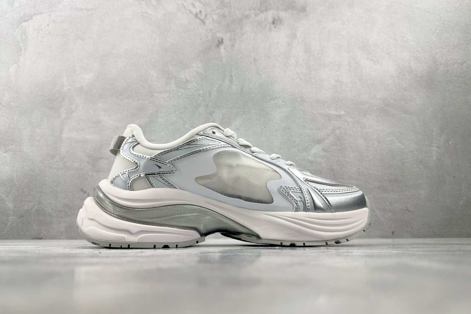 MLB Chunky Jogger 白色 3ARNM015N-50WHS