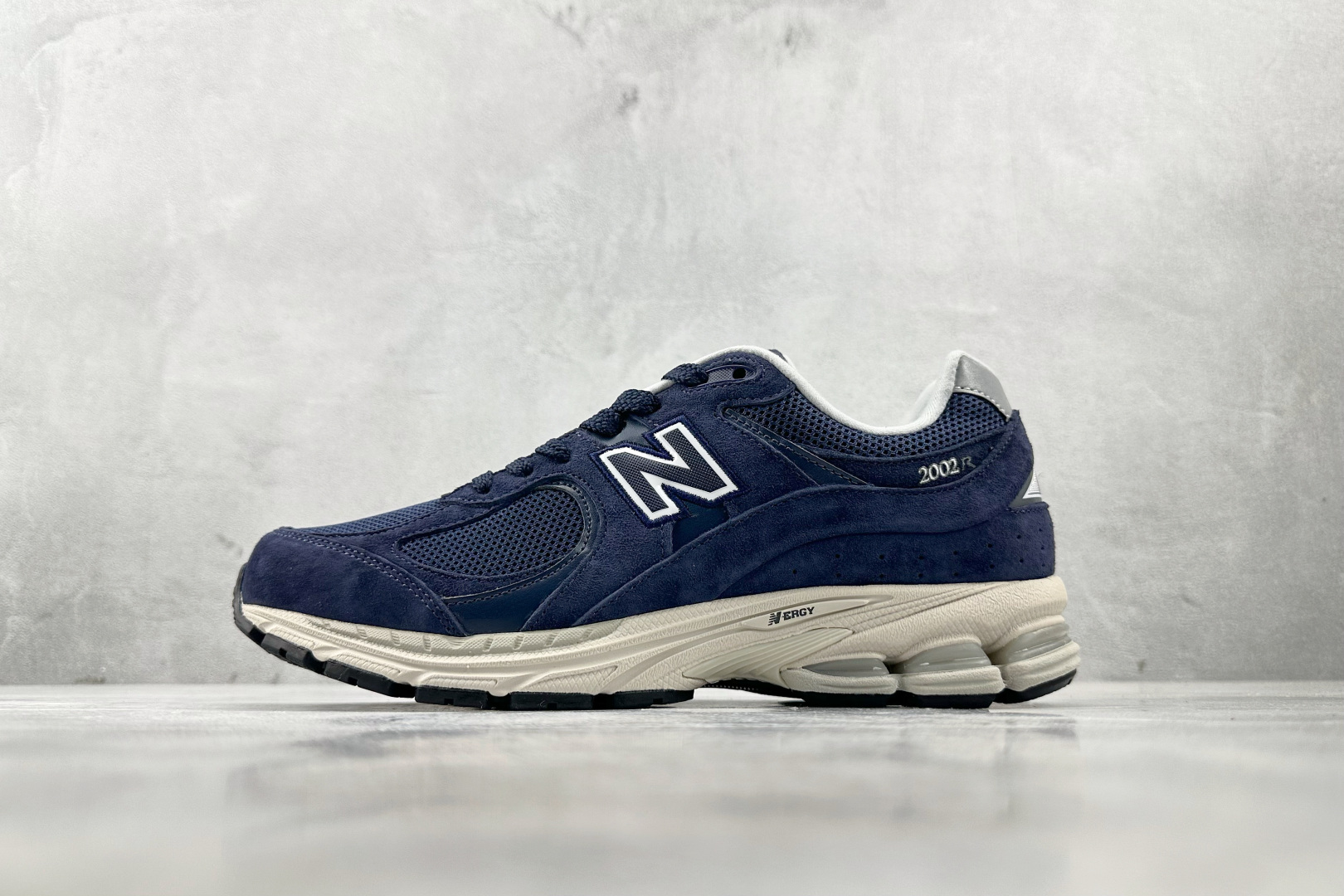  C 版大厂出品 配色 New Balance NB 2002R 系列