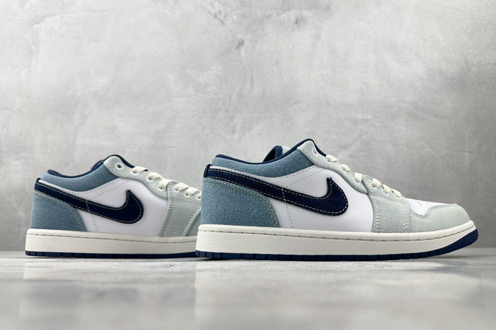 Jordan Air Jordan 1 Low白蓝色 IH0648-141