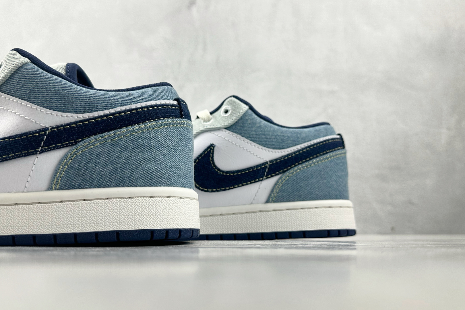 Jordan Air Jordan 1 Low白蓝色 IH0648-141