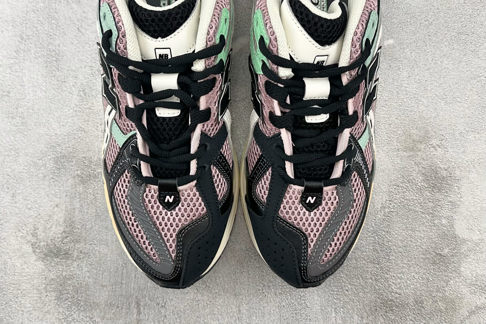 大厂出品 New Balance NB 1906 粉黑色 U1906NB 大厂出品 New Balance NB 1906 粉黑色 U1906NB