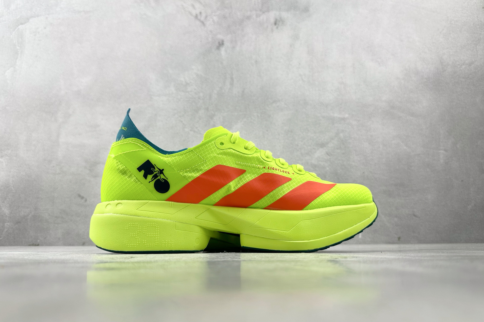 adidas Adizero Adios Pro 4 柠檬黄 JQ1571 adidas Adizero Adios Pro 4 柠檬黄 JQ1571