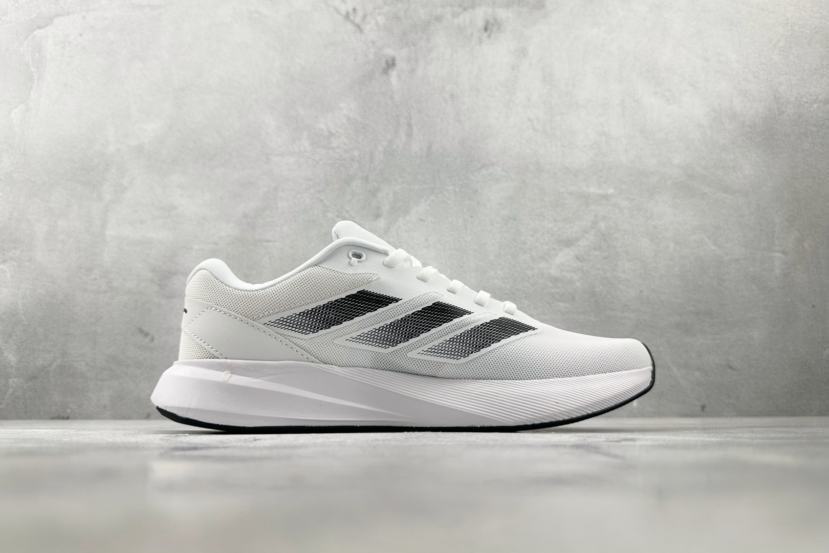 adidas Duramo RC 白黑 ID2702