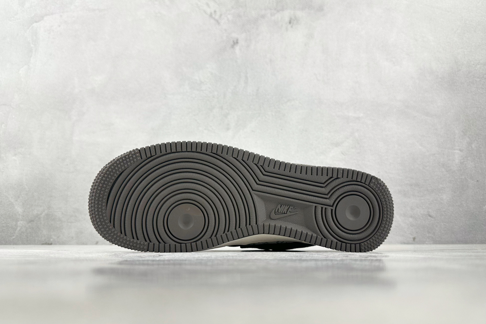 Nike Air Force 1'07 LV 联名 黑白 JJ2508-703