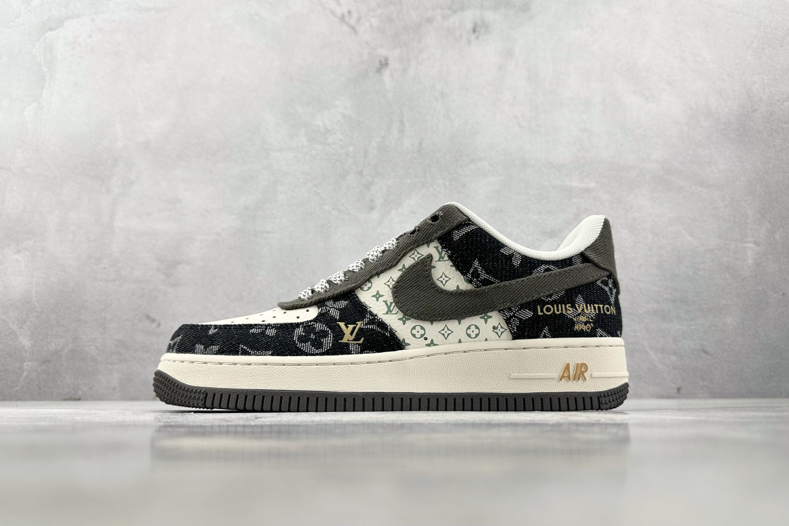 NO:349192,XC Local Nike Air Force 1'07 LV Co-branded Black and White Item No. JJ2508 703 Size 36 36.5 37.5 38 38.5 39 40 40.5 41 42 42.5 43 44 44.5 45 Code 36,,louis vuitton19860909XC 本地 Nike Air Force 1'07 LV 联名 黑白 货号JJ2508 703 尺码36 36.5 37.5 38 38.5 39 40 40.5 41 42 42.5 43 44 44.5 45 编码36,,louis vuitton,Men's shoes