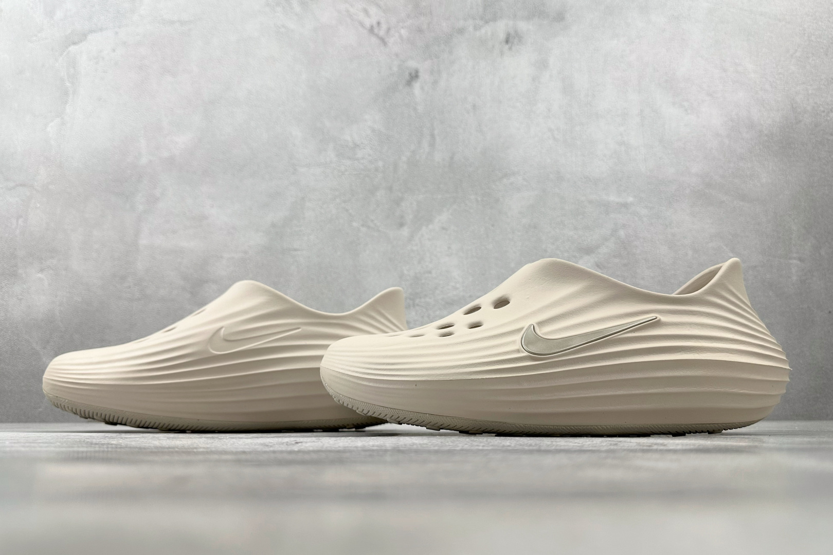 外贸专供 Nike ReactX Rejuven8 Light Orewood Brown 浅金棕 HV5060-100