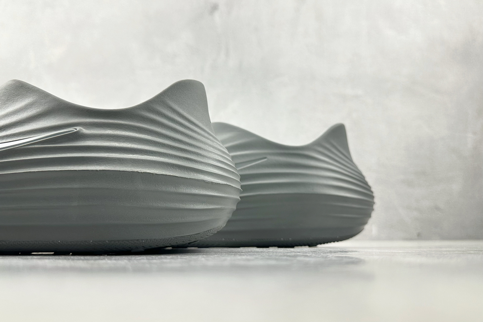 外贸专供 Nike ReactX Rejuven8 灰色 HV5060-002