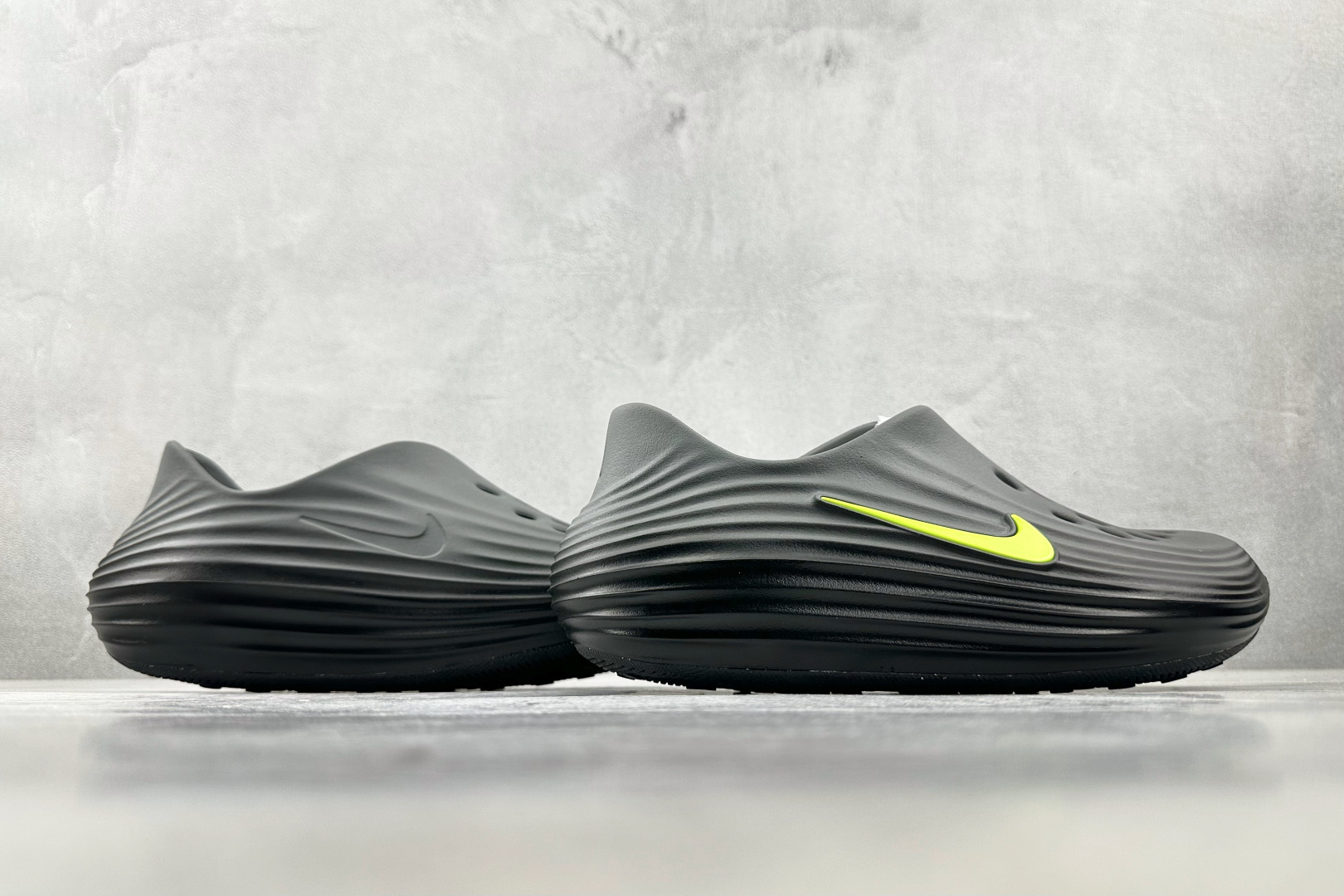 外贸专供 Nike ReactX Rejuven8 黑绿 HV5060-003 外贸专供 Nike ReactX Rejuven8 黑绿 HV5060-003