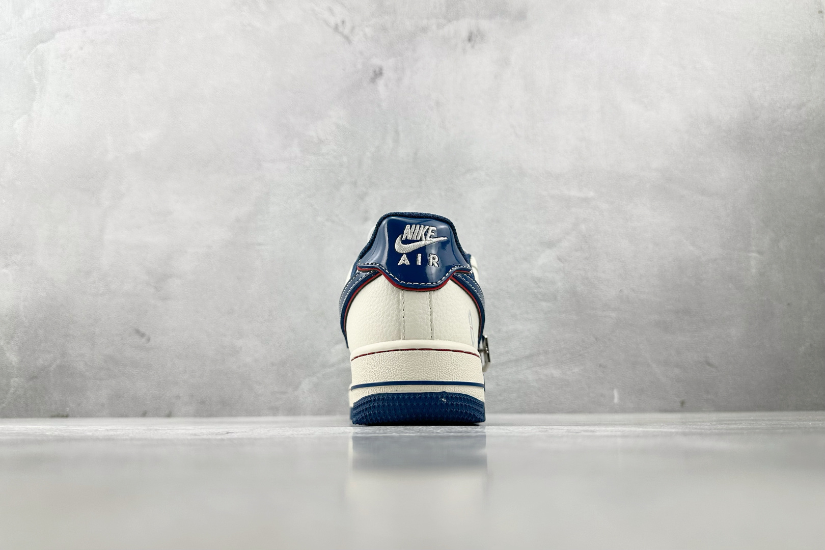 Nike Air Force 1'07 问界 m9 联名 米白蓝 XS1958-611