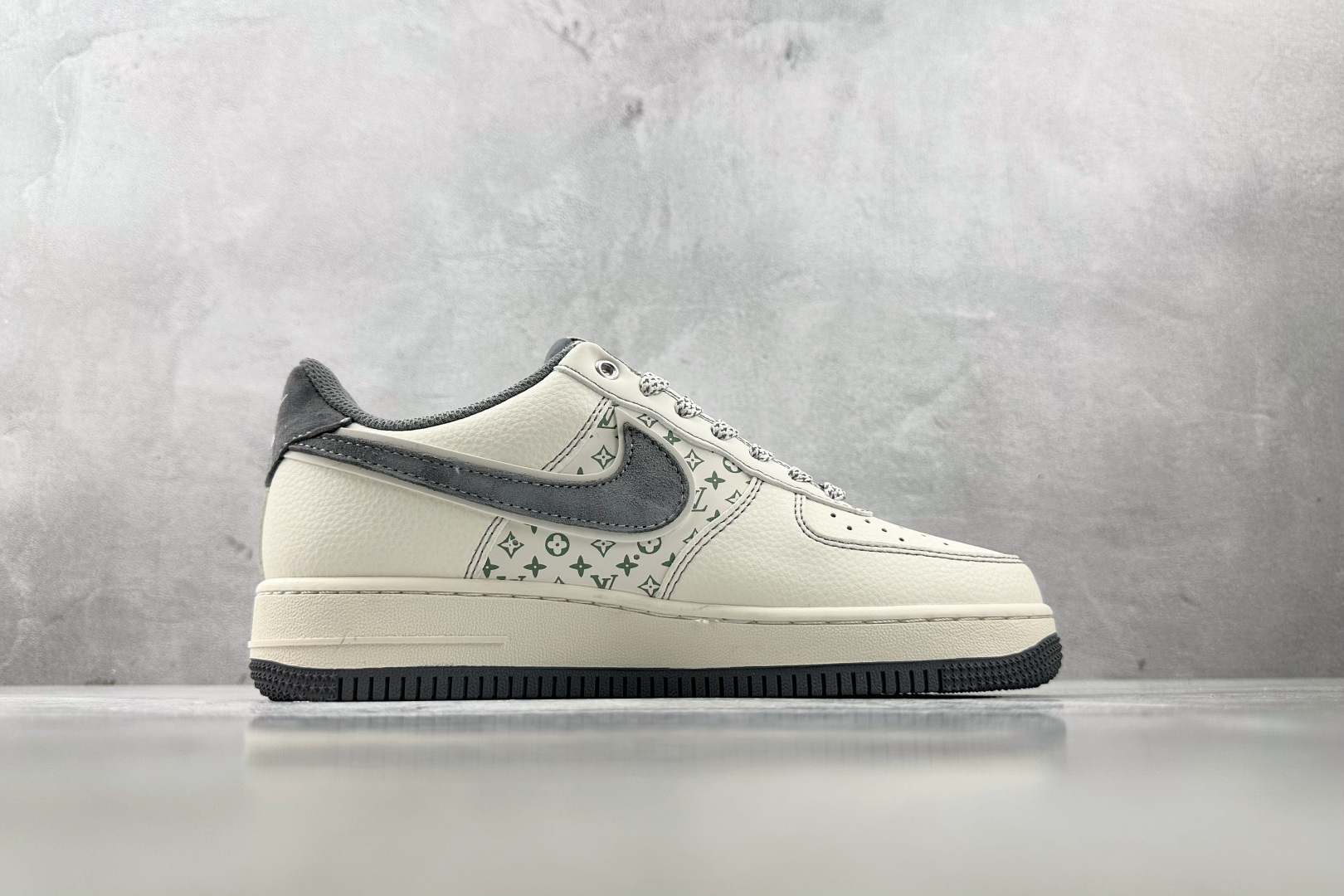 Nike Air Force 1'07 LV 联名 米白灰 YX5066-350