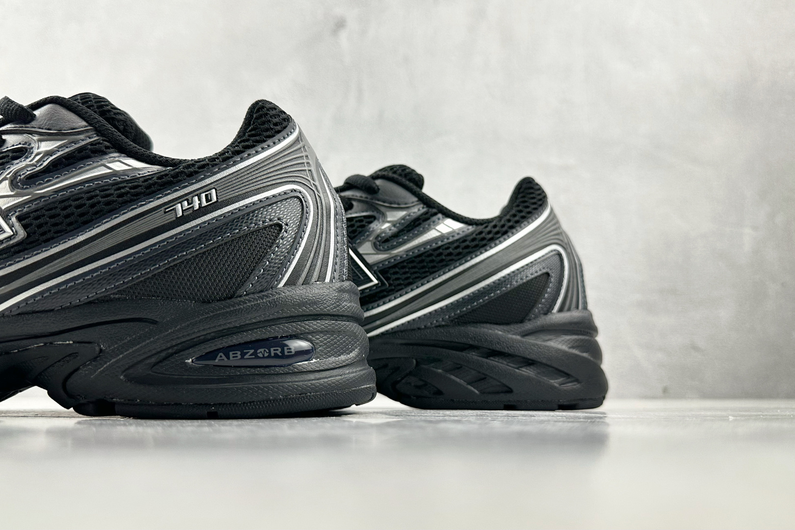 New Balance NB 740 黑色货号：U740BM2尺码：36 36.5 37.5 38 38