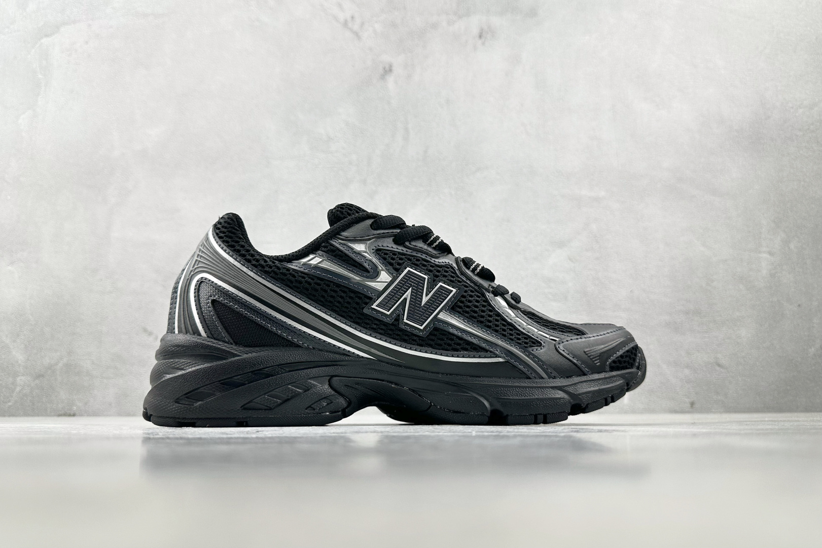 New Balance NB 740 黑色货号：U740BM2尺码：36 36.5 37.5 38 38