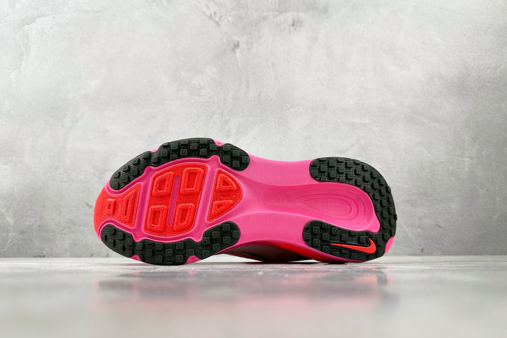 Nike Vomero 18 白色 IB7315-100