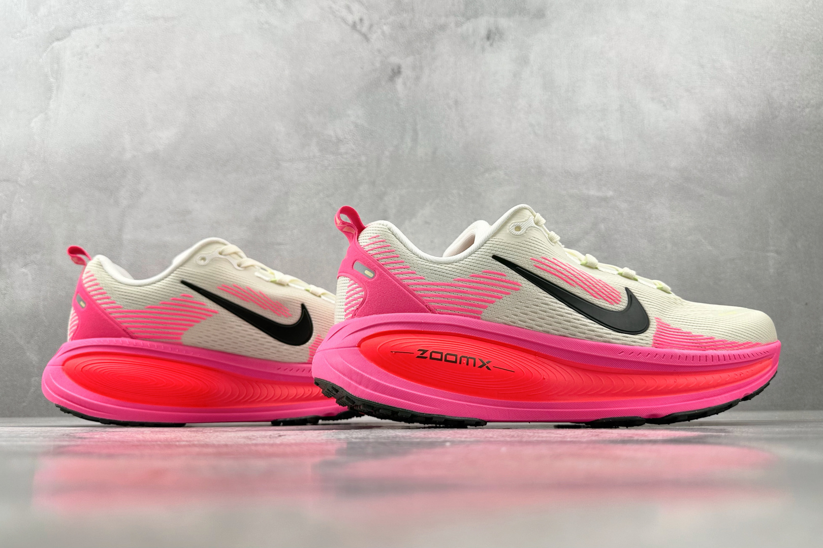 Nike Vomero 18 白色 IB7315-100