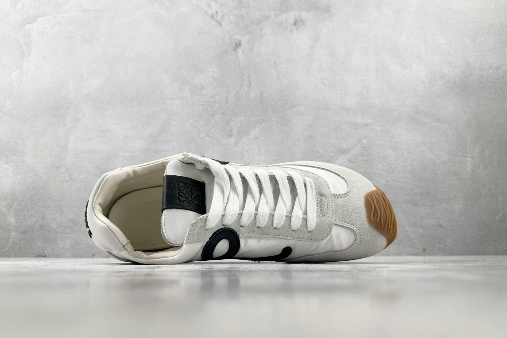 LOEWE罗意威 Ballet Runner 2.0 白色 M816282XB3-2101